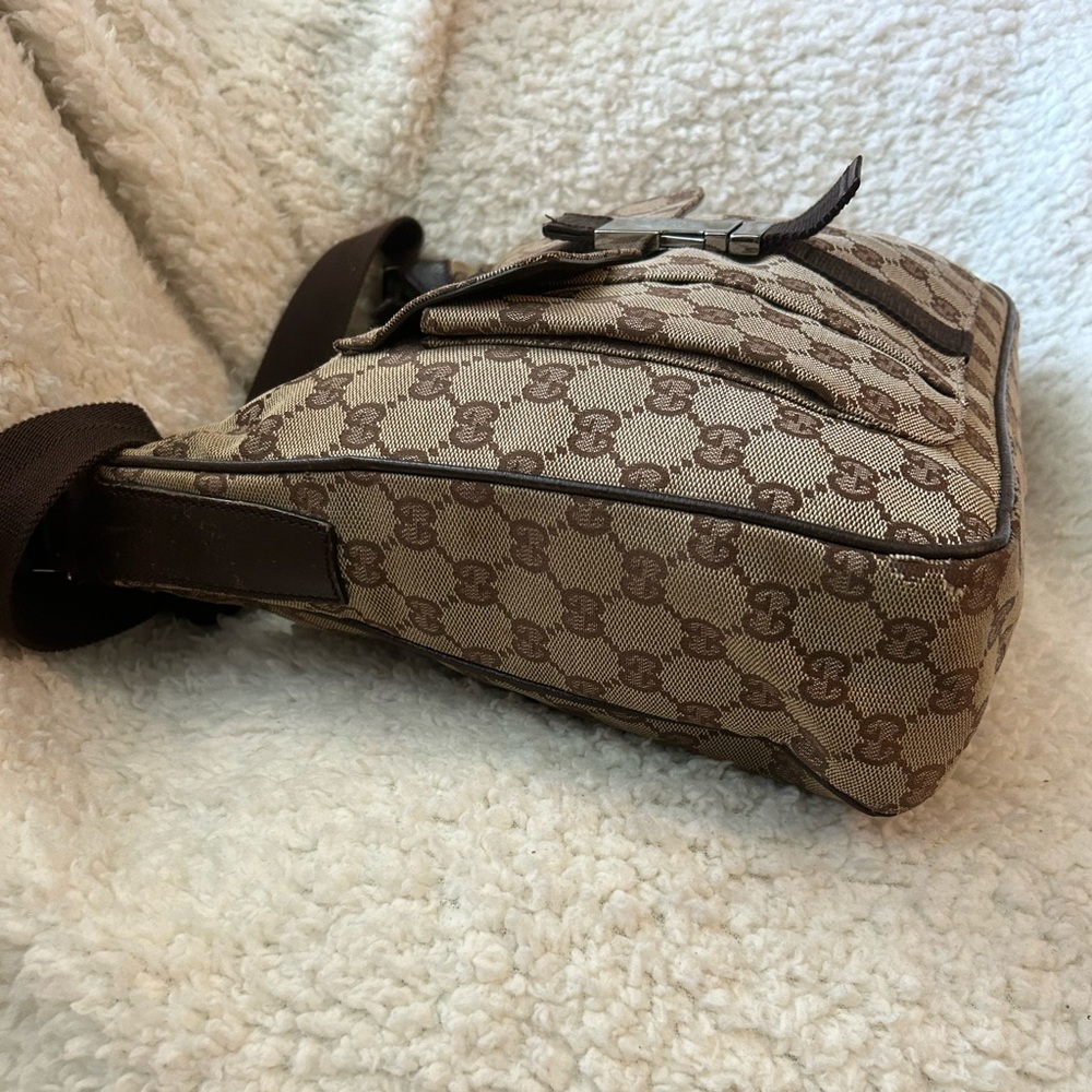 Gucci GG Canvas Crossbody/Shoulder Bag - Picture 7 of 16